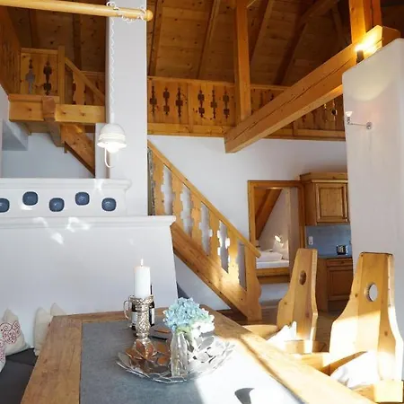 Ansitz Wirtsgut - Familienappartements In Den Bergen Leogang Exterior photo