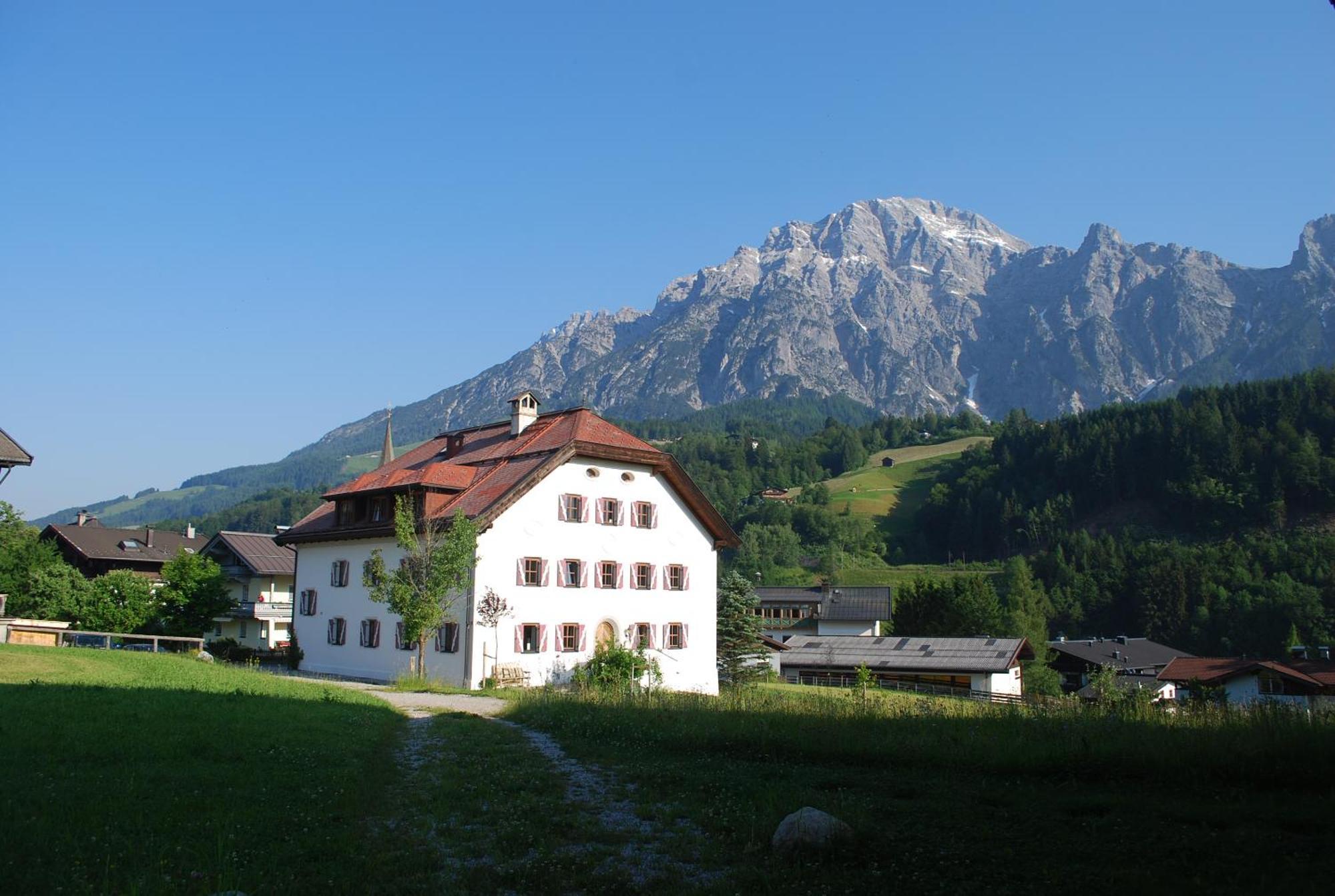 Apartment Ansitz Wirtsgut - Familienappartements In Den Bergen Leogang