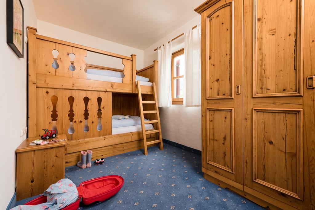 Ansitz Wirtsgut - Familienappartements In Den Bergen Apartment Leogang