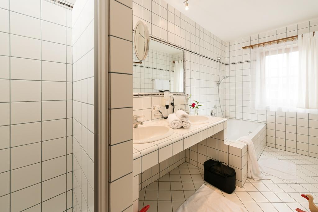 Ansitz Wirtsgut - Familienappartements In Den Bergen Apartment *