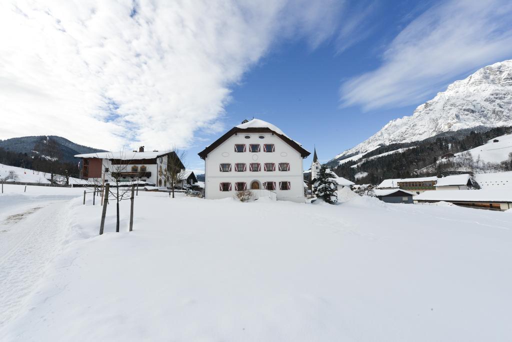Ansitz Wirtsgut - Familienappartements In Den Bergen *